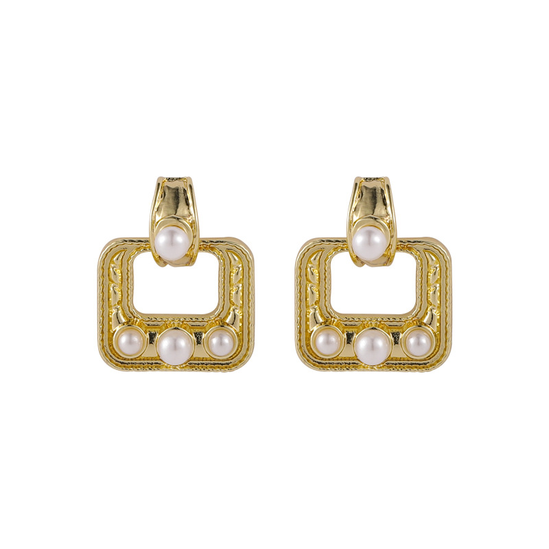 Fashion Geometric Square Pearl Alloy Earrings Wholesale display picture 7