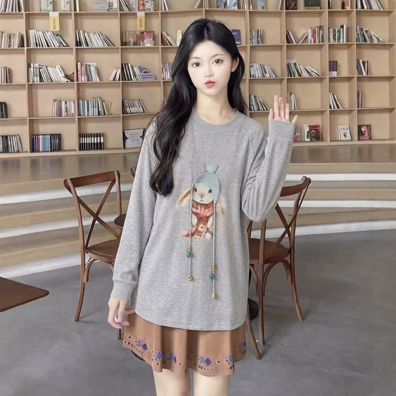 Lu Yuxiao's celebrity-style hand-knitted hat and cover-up, exotic style, lightweight printed knit top, youthful and soft top Lu Yuxiao's celebrity-style hand-knitted hat and cover-up, exotic style, lightweight printed knit top, youthful and soft top