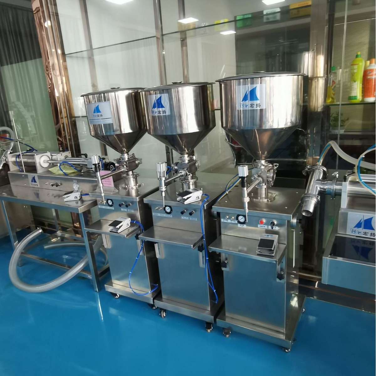 ���Զ���װ������˪��ʽת�������϶�ϴ��Һ�嶨����װ