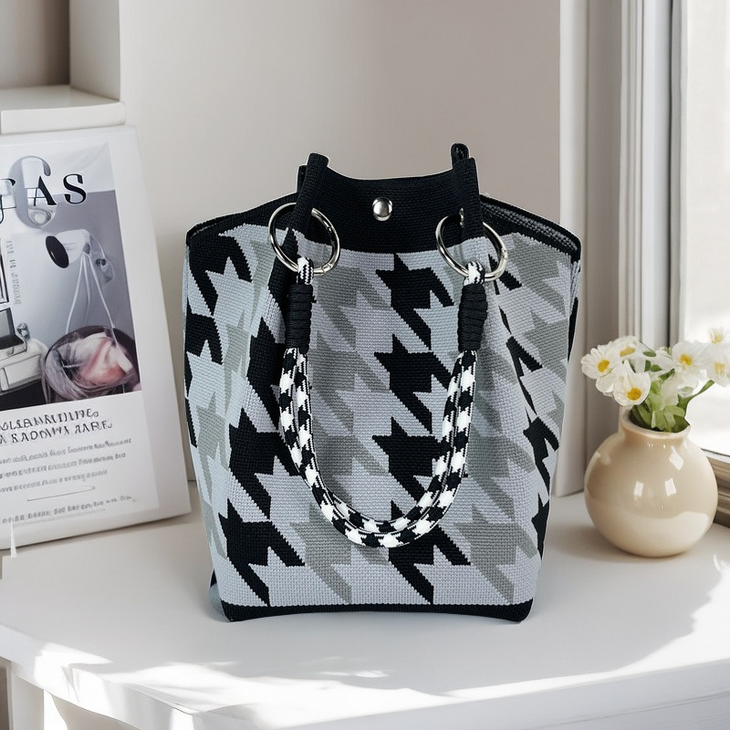Nicho de diseño blanco y negro jersey jersey bolso de mano casual versátil gran capacidad bolso de mochila fábrica directa
