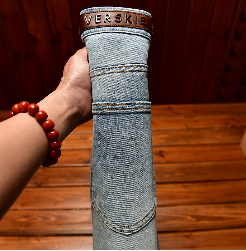 Jeans uomo slim fit gamba dritta stretch con strass alla moda_voghion.com
