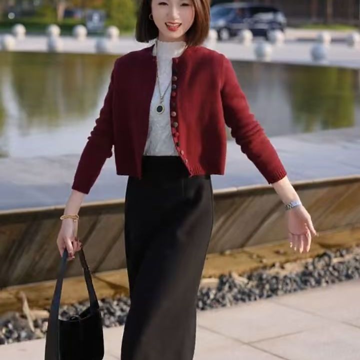 时尚高级感长袖女针织开衫秋冬季新款多巴胺彩扣显瘦遮肉毛衣女|undefined