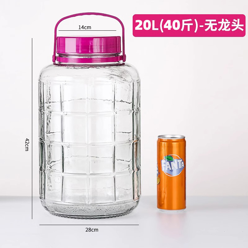 塩漬けアヒルの卵の容器はキムチのつぼを漬けます。|undefined