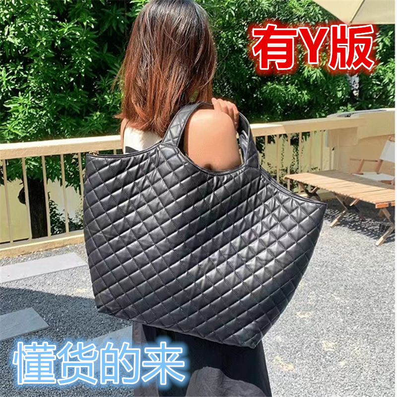 Yang Ys Lingge Tote Forest 2022 New Goatskin Icare Shopping Bag Tote Mommy Bag Single Shoulder Armpit Large Yang Ys Lingge Tote Forest 2022 New Goatskin Icare Shopping Bag Tote Mommy Bag Single Shoulder Armpit Large