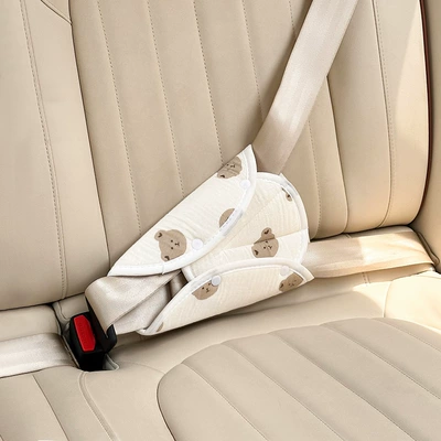 Baby Riding Auxiliary Belt — Seat belt shoulder pad - double-layer-gauze-triangle-shoulder-pads-bear
