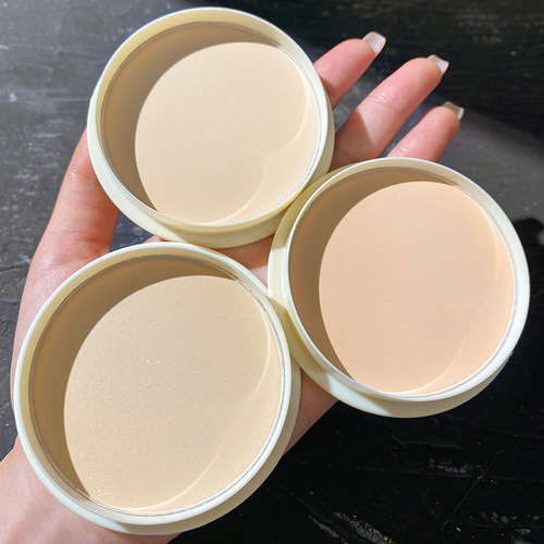 LANQIN Japanese concealer and makeup-setting soy milk powder, whitening makeup, long-lasting makeup and moisturizing powder