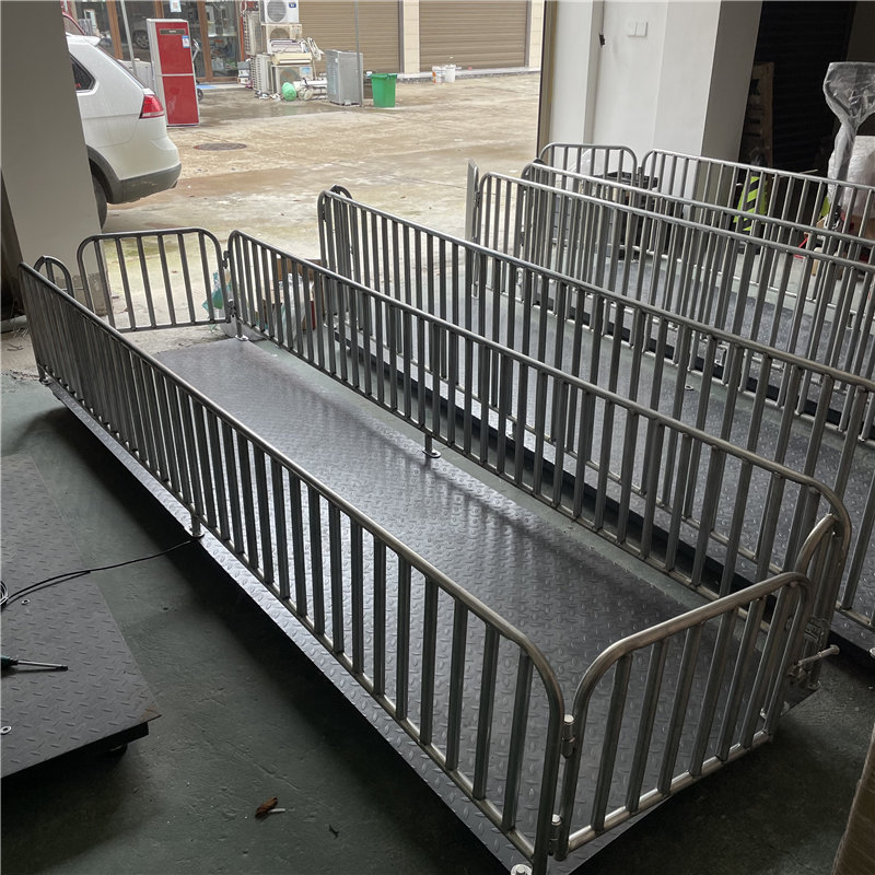 畜牧养殖公司2000kg带围栏地磅 秤小羊平台秤 0.8x1.2米动物地磅