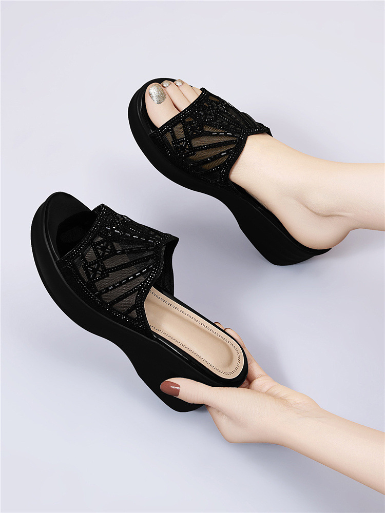 Sandal nữ đế dày 6cm gót nêm mùa hè 2026 phong cách thời trang mẹ — 6073 Da đen, 6073 Vàng chi tiết 7