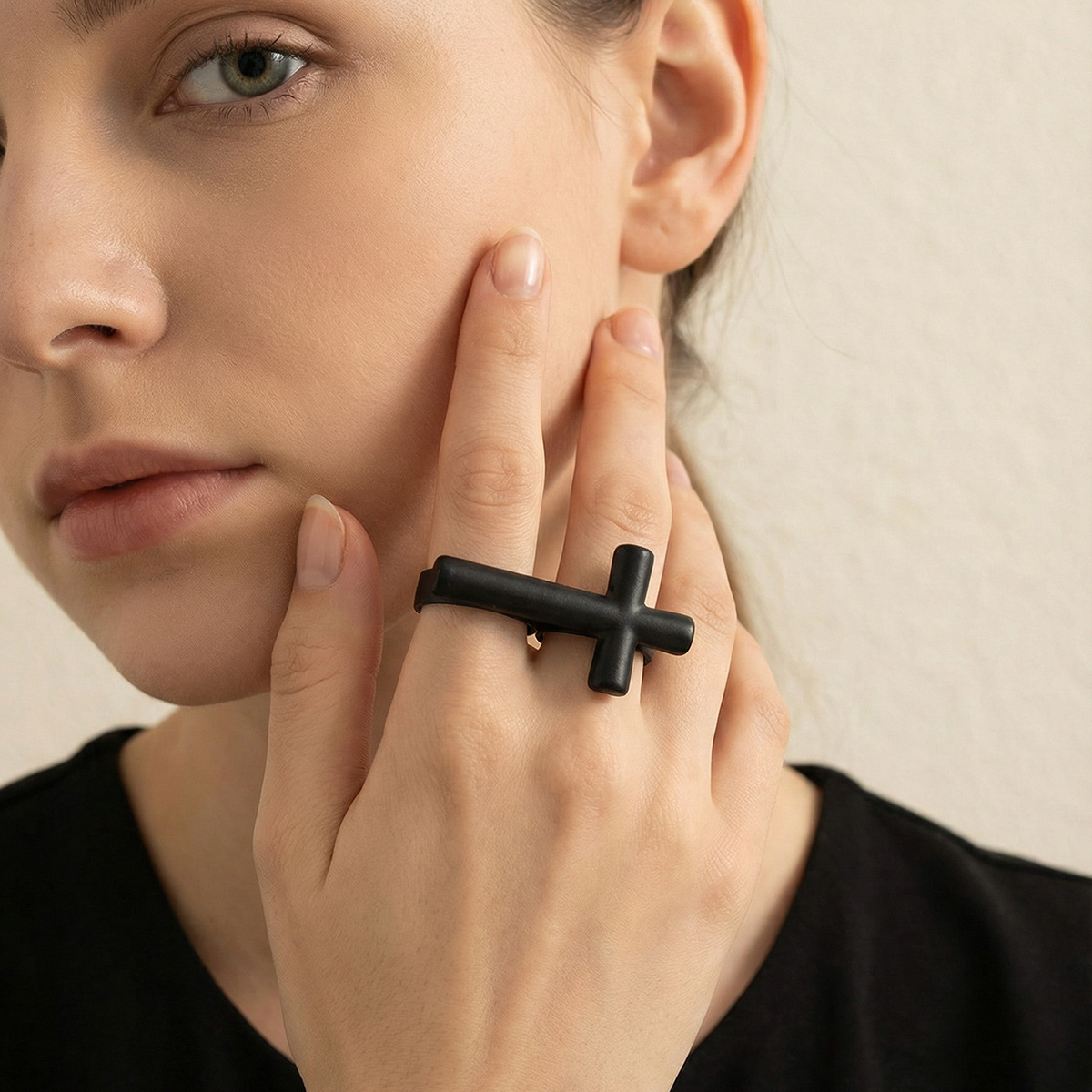 European and American Fashion Jewelry Wholesale Double Circle Double Finger Ring Cross Retro Old Style Personalized Hot Selling Men's and Women's Hand Accessories