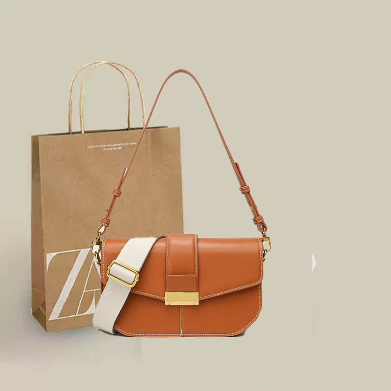 Z家跨境批发2025新品黑色简约百搭翻盖单肩包百搭斜挎小方包bags