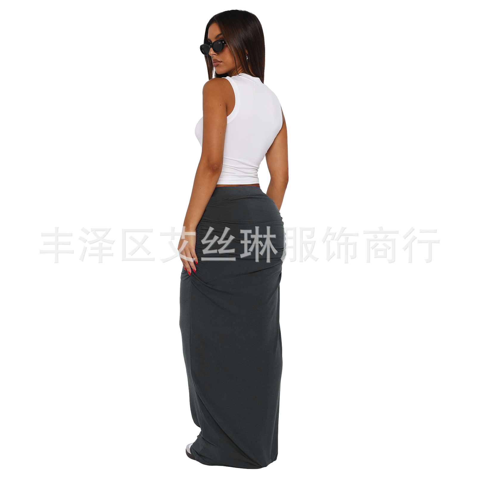 6733 深灰色模特图3.jpg