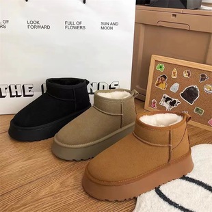 Thick-Soled Versatile Snow Boots for Women's Outer Wear 2025 Winter New Style Warm and Heightening Non-Slip Waterproof Super Hot Small Cotton Shoes Large Size