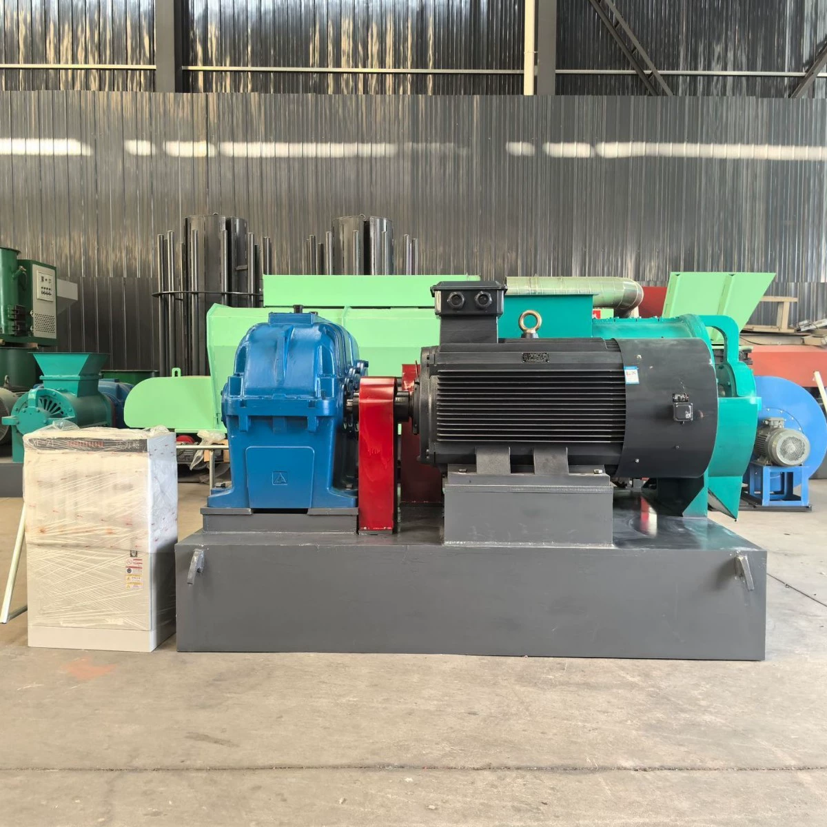 Дробилка для отходов бумажной фабрики, винтовая дробилка для кожаных отходов, ткани, новый измельчитель для резины и пластика, дробилка для материалов головки машины