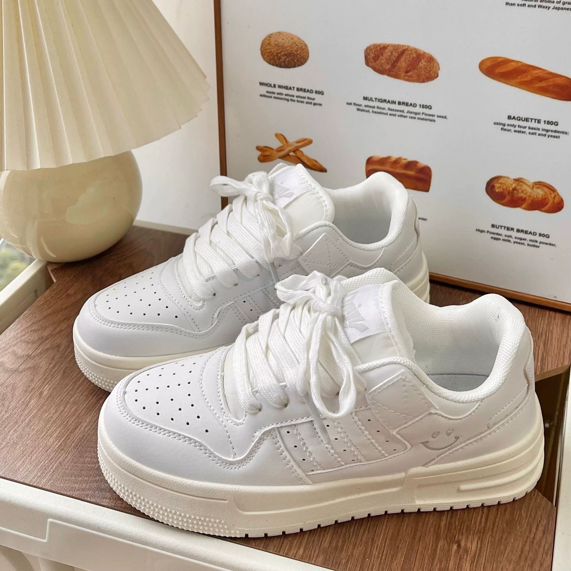 White sports sneakers for beloved platform