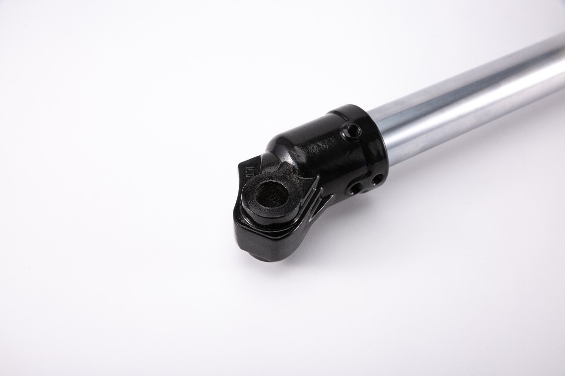Off-Road Motorcycle Modified with Kke Front and Rear Shock Absorbers, Bosuer Cheetah N911, Zuma K5 Shock Absorbers