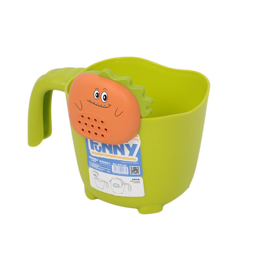 Baby bathtub scoop spoon infant hair washing cup household water ladle for children bath hair washing cartoon shower ladle