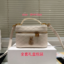 ����ְ����羳�¿������ͨ��С�����r��б�����Ƥ���y���߼���