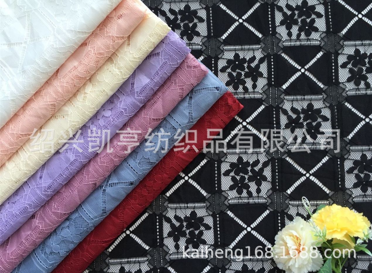 全涤蕾丝薄款正方形几何图形花朵蕾丝面料