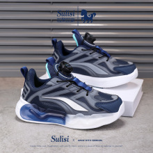 男童轻便运动鞋秋季2025新款黑色耐脏皮面防滑鞋青少年学生跑步鞋