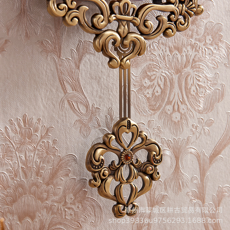 Reloj de madera maciza retro de estilo europeo, sala de estar, villa americana, reloj de pared atmosférico de lujo, venta directa de fábrica