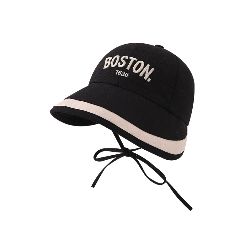 Sombrero de pescador para niños primavera y otoño letras extranjeras bordadas correa anti-caída sombrero de sombrero para bebés al aire libre gorra de protección solar