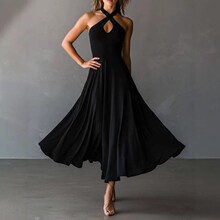 2026����ѷŷ���羳Ůװ�������ź�ɫ����¶���Ҳ���A�ֳ�����ȹ