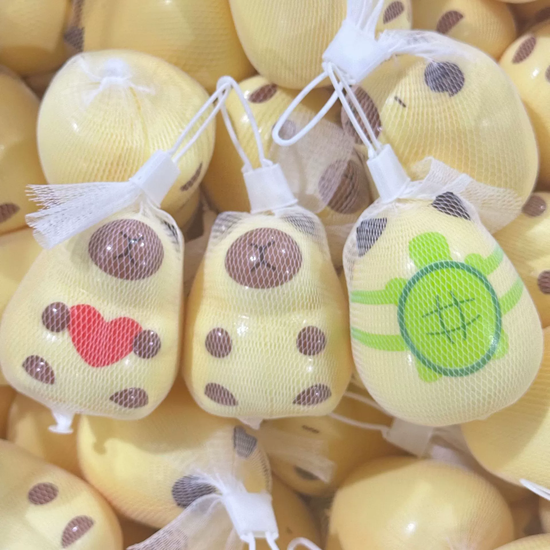 Капбала щепотка медленно отскочил детский сад