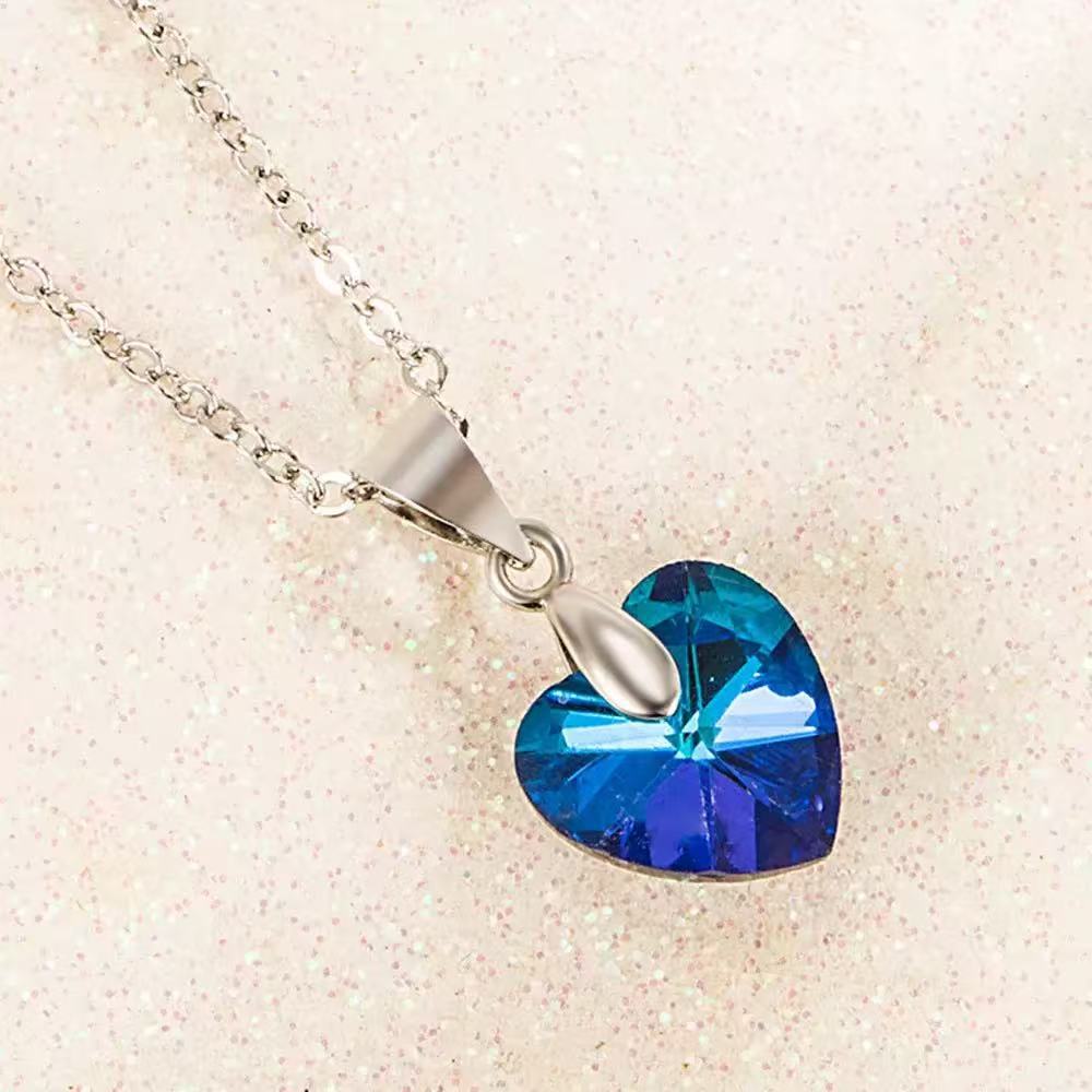 Collar con colgante de corazón de cristal austriaco estilo coreano_voghion.com