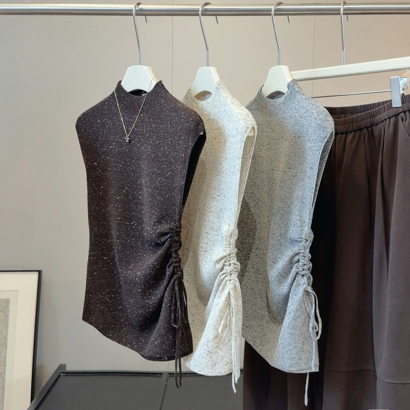 Stylish and elegant half-high collar side drawstring sleeveless knit top for women, new autumn style, pleated waist with flutter sleeves Stylish and elegant half-high collar side drawstring sleeveless knit top for women, new autumn style, pleated waist with flutter sleeves