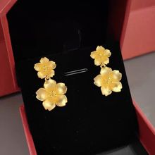 ���¼����¿��p�������Ů�S��ɫ��껨���hС���p�ݸ߼��ж��