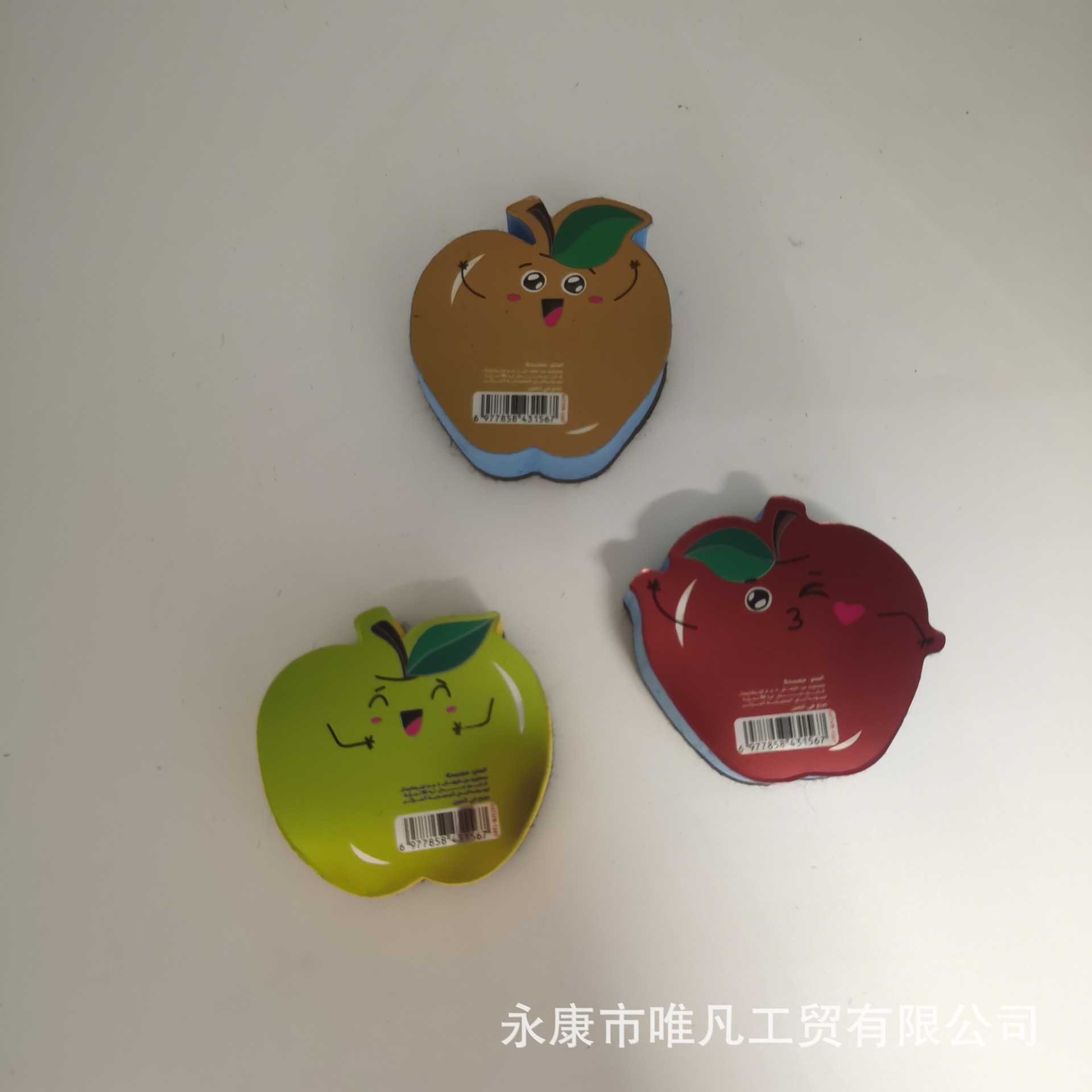 Limpie de lámina de plástico de diafragma de dibujos animados de estudiantes una variedad de accesorios de pizarra personalizados opcionales limpieza magnética