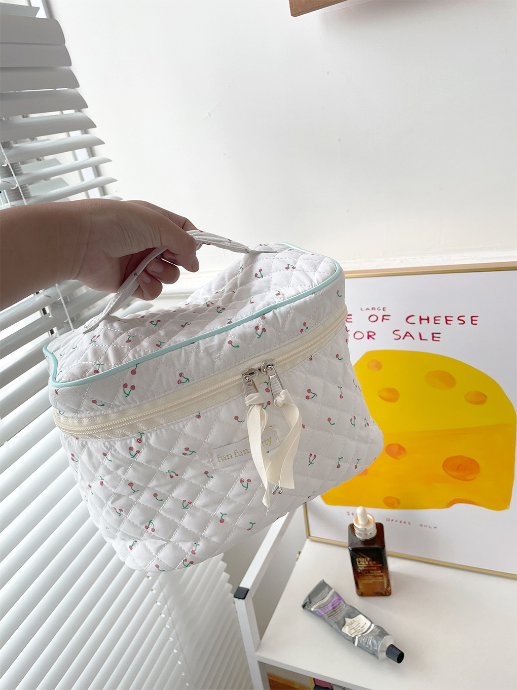 Suministro transfronterizo de Amazon/coreano ins estilo floral bolsa de cosméticos bolsa de almacenamiento de bolsa de lavado de viaje portátil de gran capacidad