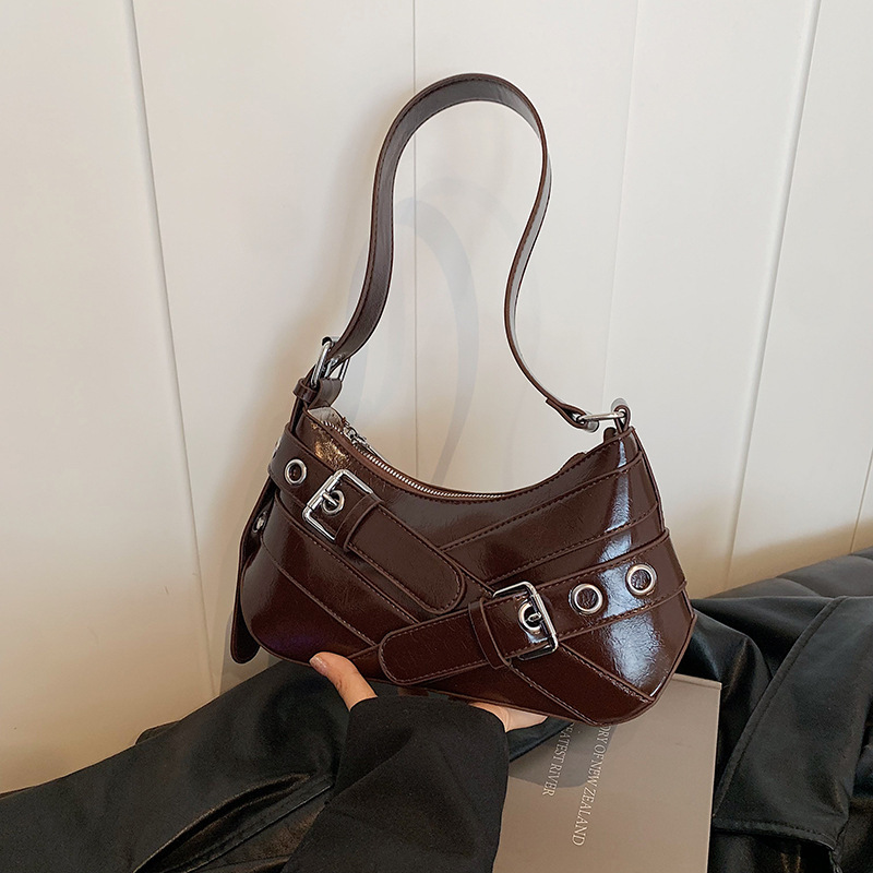 2024 nueva moda nicho retro chica caliente bolso de axila motocicleta bolso de hombro sentido de alta gama palo salvaje bolso pequeño