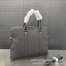 大容量真皮质感手提包电脑包男包公文包休闲男士斜挎包商务单时尚