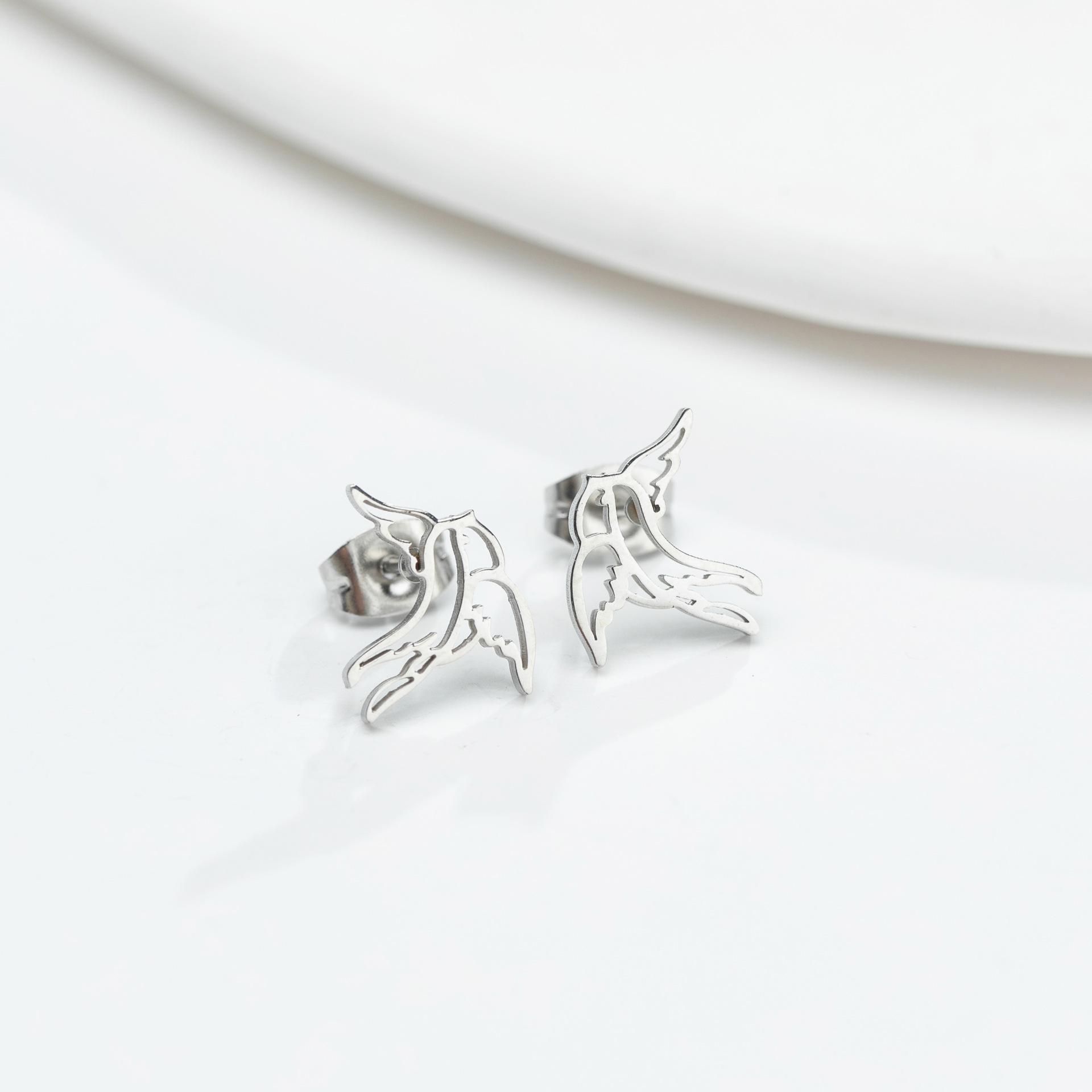 Simple Style Bird Stainless Steel Ear Studs 1 Pair display picture 4