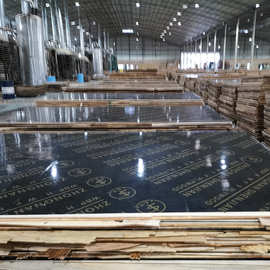 清水模板木工板建筑覆膜板三六尺福建厂家批发可跨境厚薄均匀
