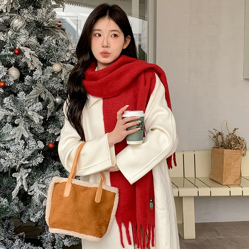 Космический красный демисезонный шарф к рекла Christmas universal scarf, с вышивкой