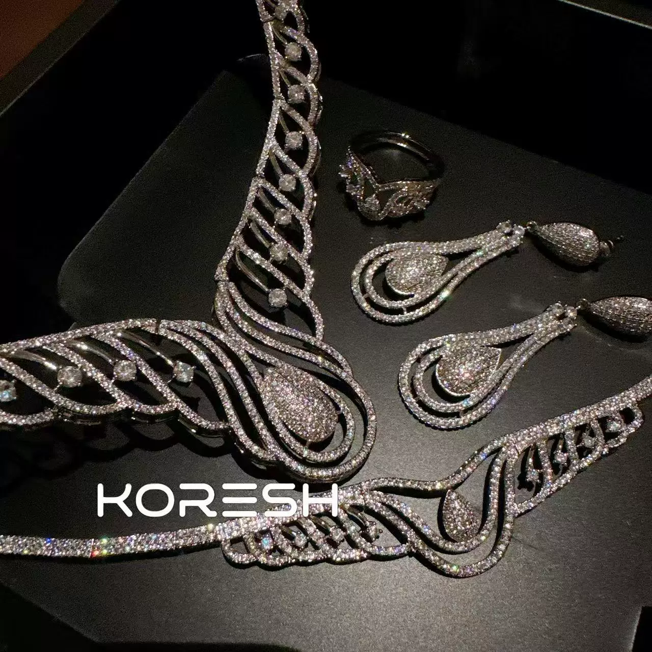 Элегантный браслет-ремешок с цилиндрическим подвесом из zircon, кулон, цепочка, набор, французский стиль, стиль высокого качества, с камнем
