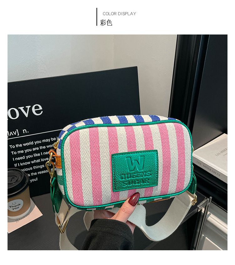 2026 nuevo fresco bolso de verano ancho cinturón de hombro mochila de hombro de vacaciones de mujeres bolso de cámara a rayas
