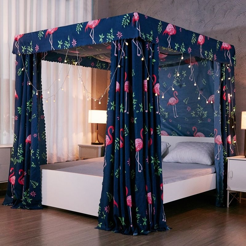 Cortina de cama de tres puertas para dormitorio piso a prueba de viento cortina de cama caliente para cuatro estaciones general a prueba de polvo mosquiteros