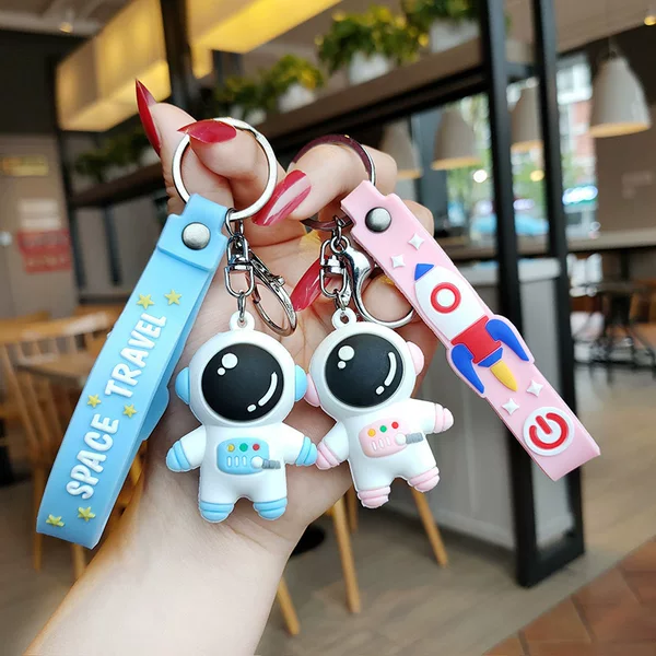 Cartoon Astronaut Keychain 3D Doll Astronaut Keychain Couple Bag Key Pendant Gift Wholesale