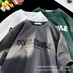 農村の露店2025夏のゆったりとした大きいサイズのカジュアルな半袖tシャツの紳士服の上着を集めて底のシャツを打ちます。