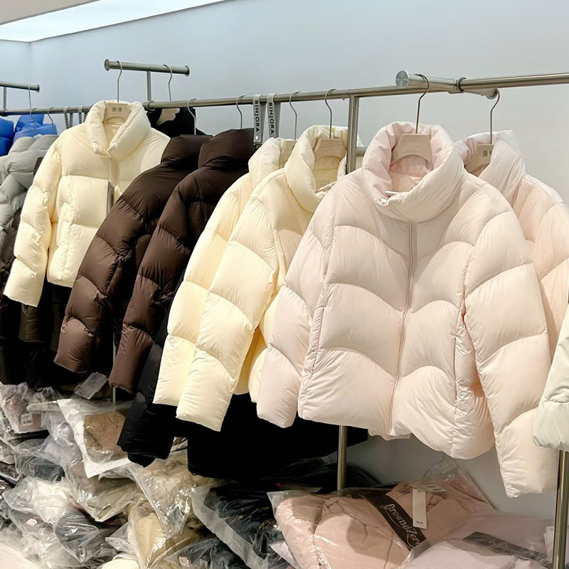 广州十三行白鸭绒大毛领羽绒服女短款2025冬新款加厚宽松外套保暖