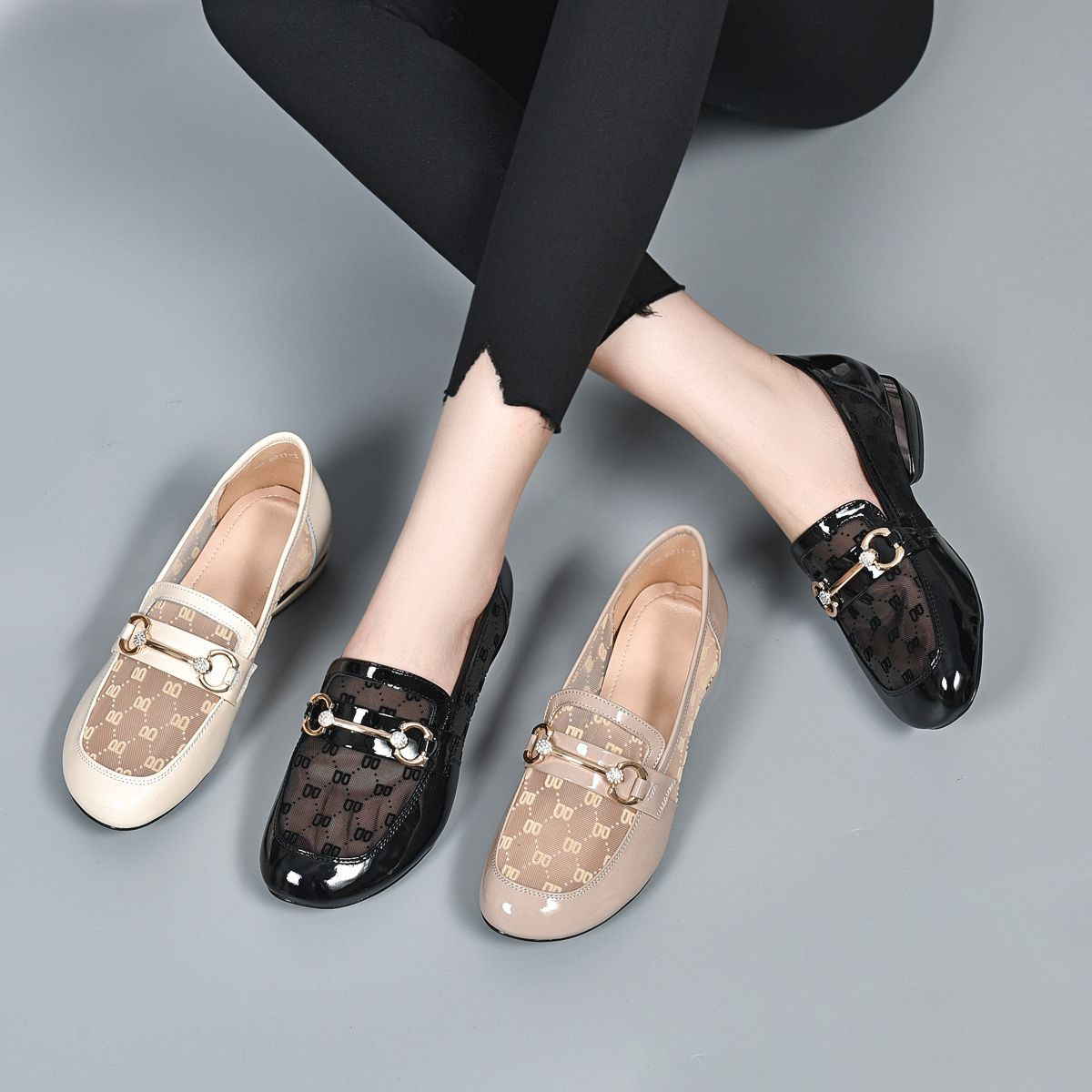 Sandal nữ quai chữ V đế thấp da mềm lưới thoáng khí kiểu Anh — Màu đen chi tiết 11