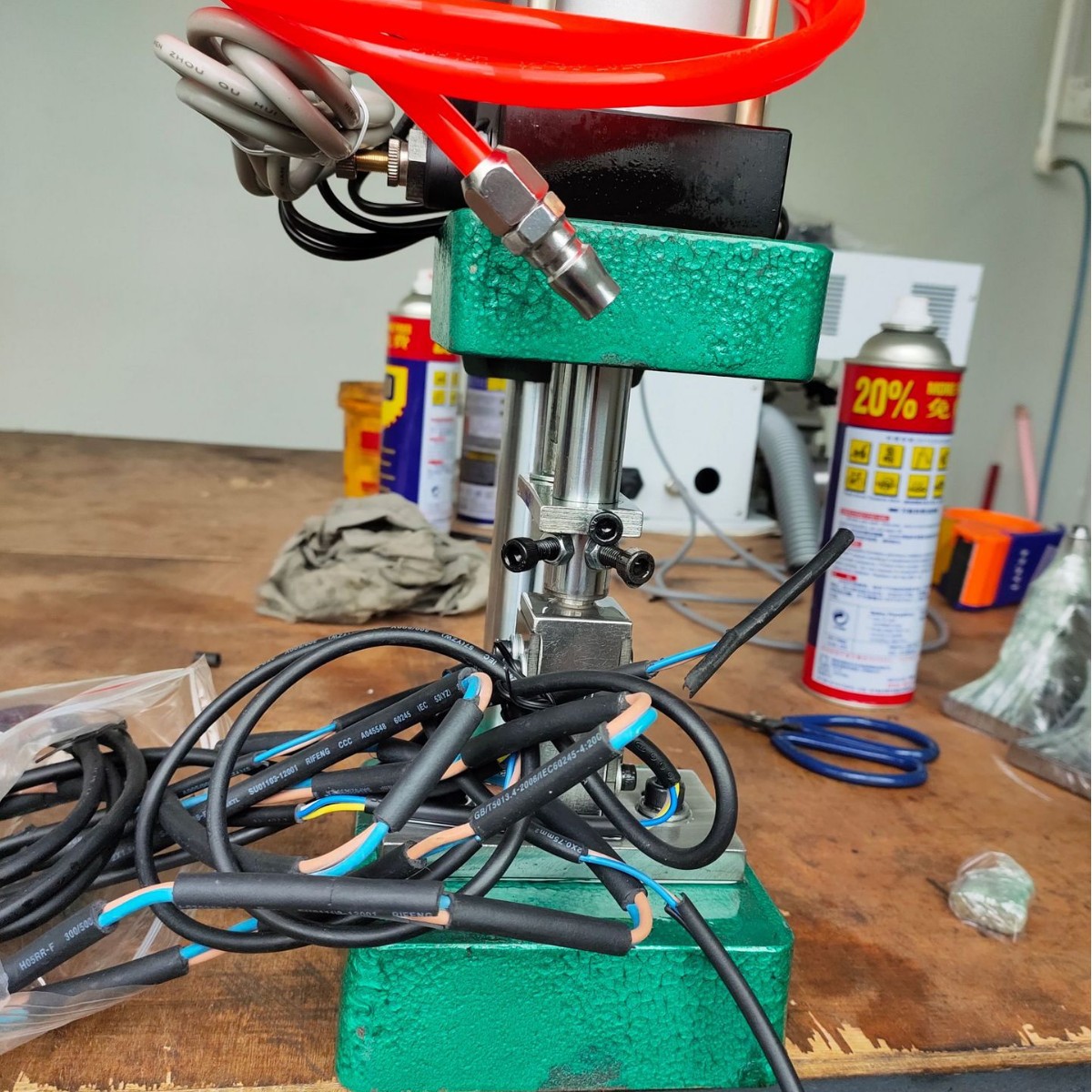 气动中剥脱皮机 护套线 电源线电缆线多段剥皮机中剥机多段剥口机