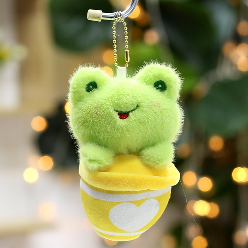 노란 우유 차 컵 개구리