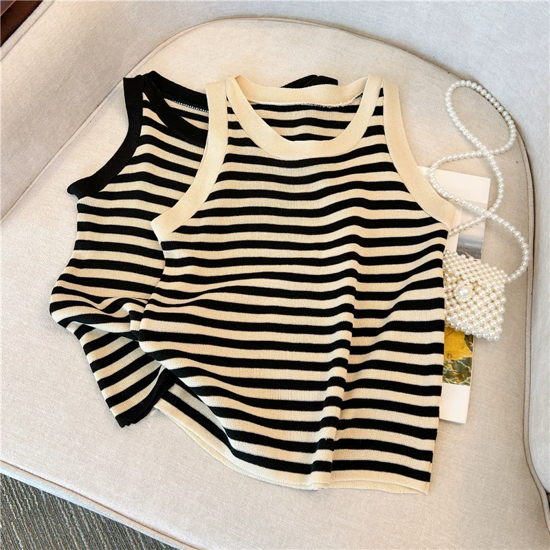 Женский вязаный жилет больших размеров с внутренней полоской на подтяжках, новинка 2025 года, летняя модная рубашка без рукавов с верхом и низом