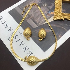 Western Medieval Style Copper Chain Pinecone Necklace Collar Necklace Versatile Simple Fashion Necklace Earring Set