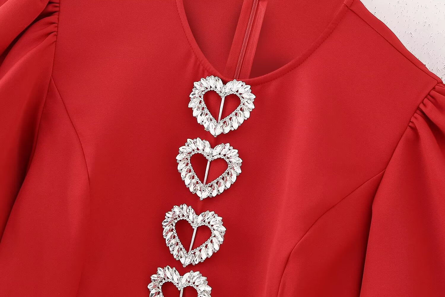Abito donna con intagli a forma di cuore stile primaverile_voghion.com