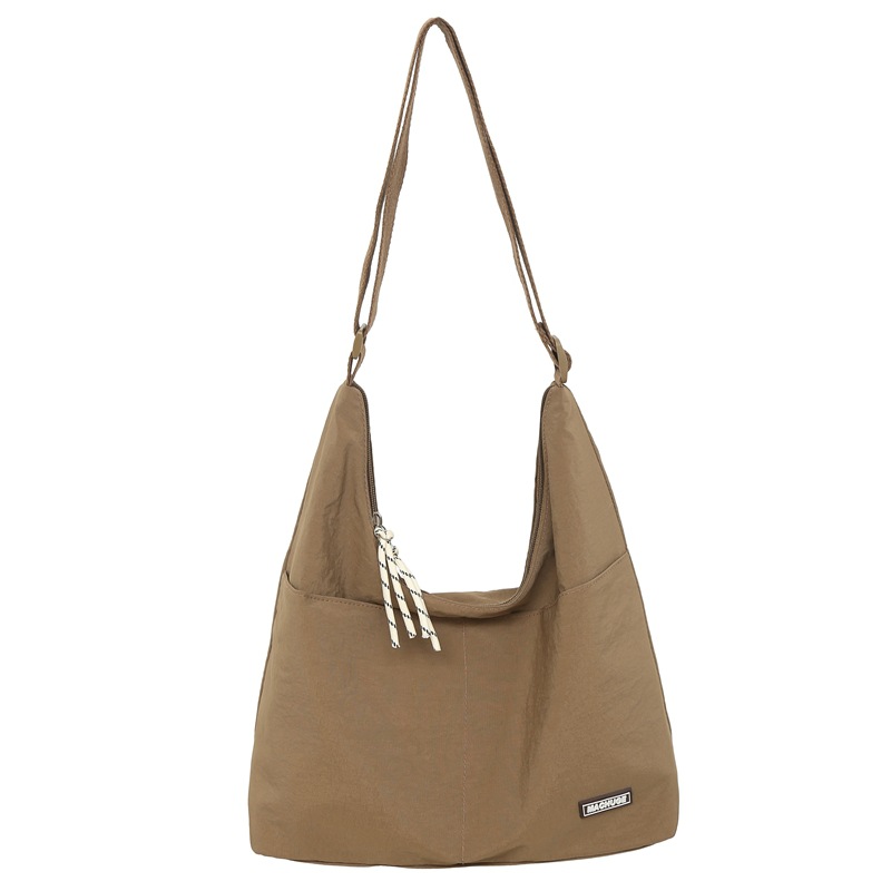 Bolso grande de todo fósforo de moda para mujer 2024 nuevo bolso de hombro coreano popular de este año bolso de clase de gran capacidad para estudiantes universitarios